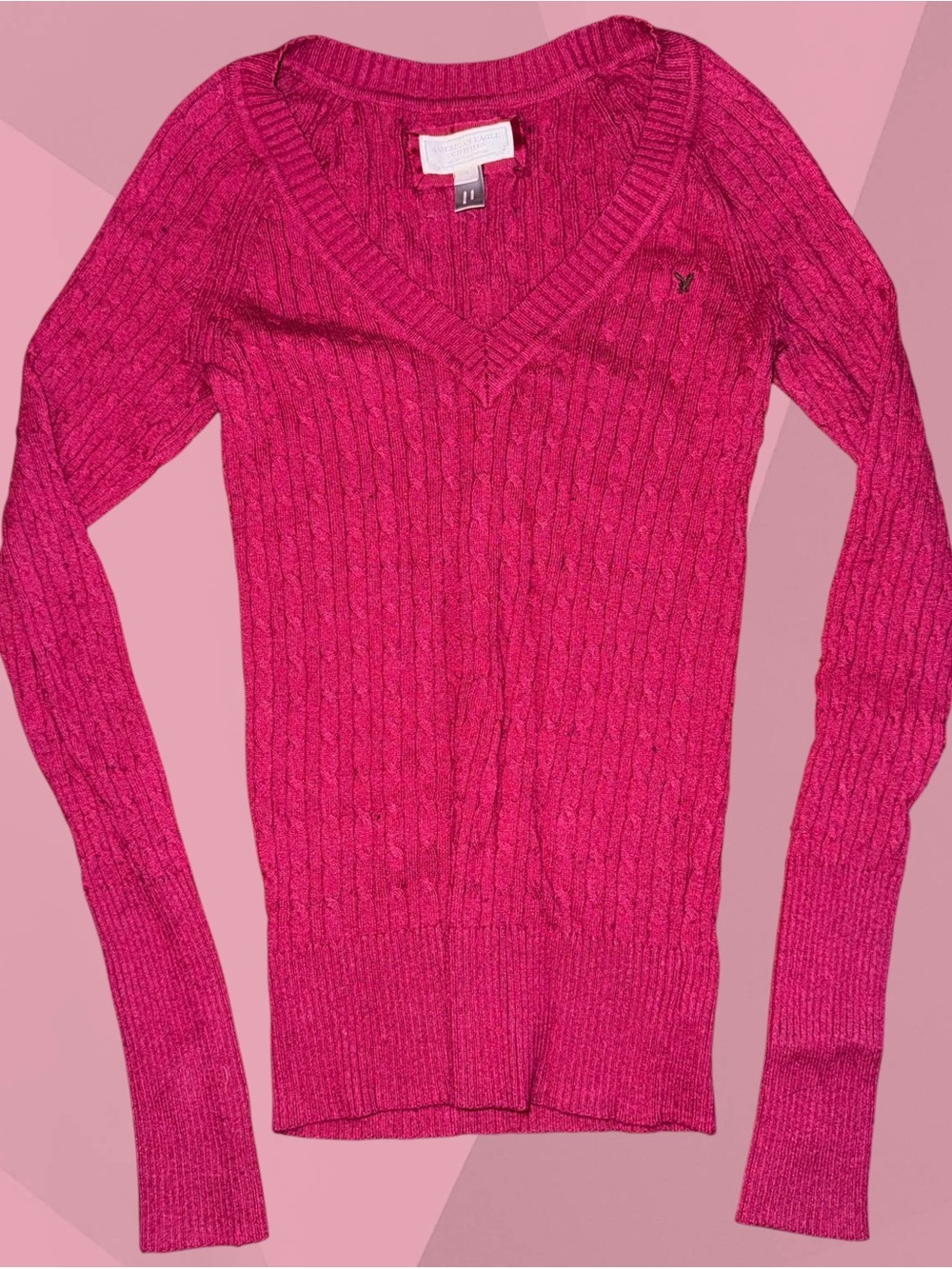 Vintage Y2K Magenta American Eagle Outfitters Fitted Cable-Knit Sweater Medium